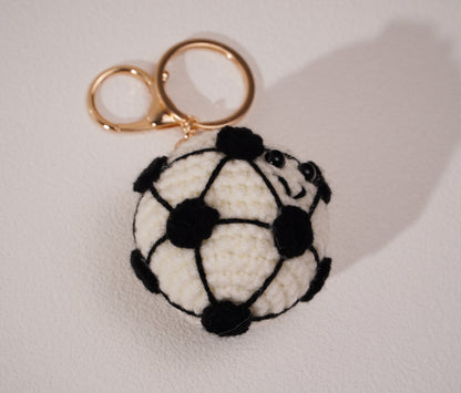 Porte-clés ballon au crochet – Fait main en coton