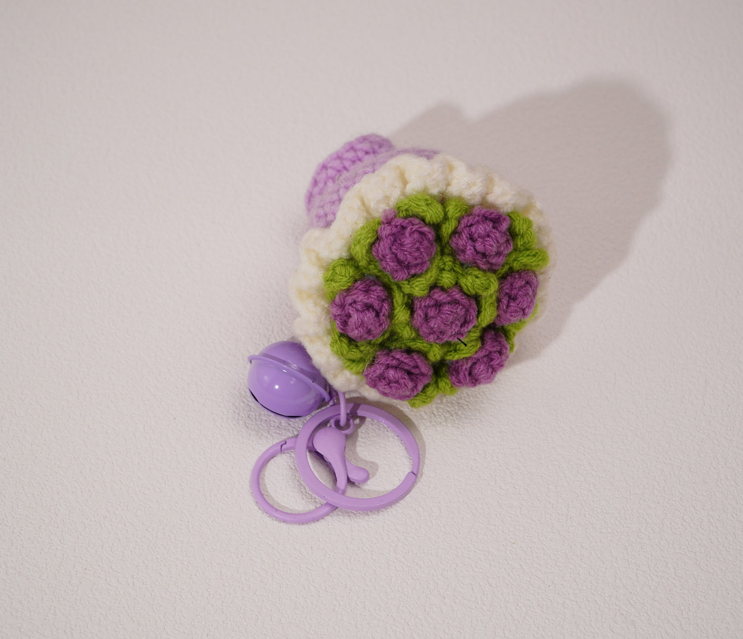 Porte-clés bouquet au crochet – Création artisanale en coton