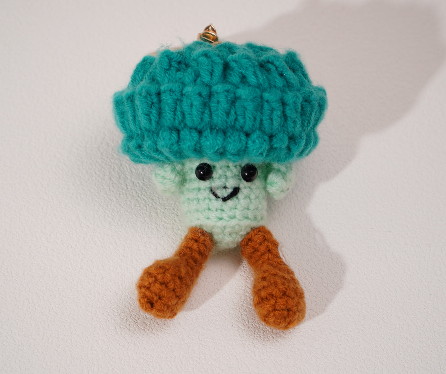 Porte-clés brocoli au crochet – Création artisanale en coton