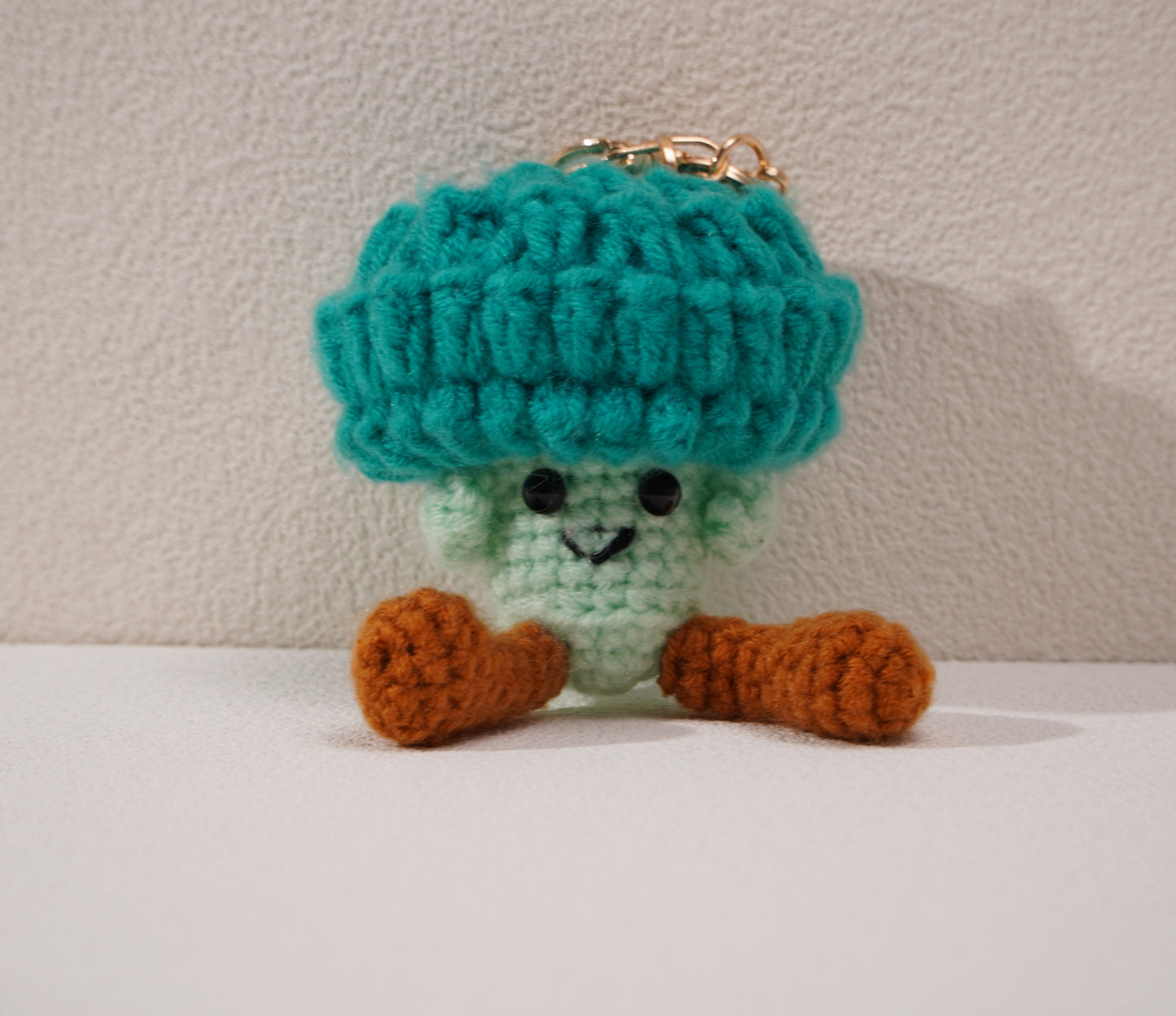 Porte-clés brocoli au crochet – Création artisanale en coton